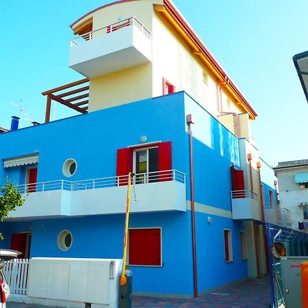 Residence Orate - Agenzia Cocal Каорле Экстерьер фото