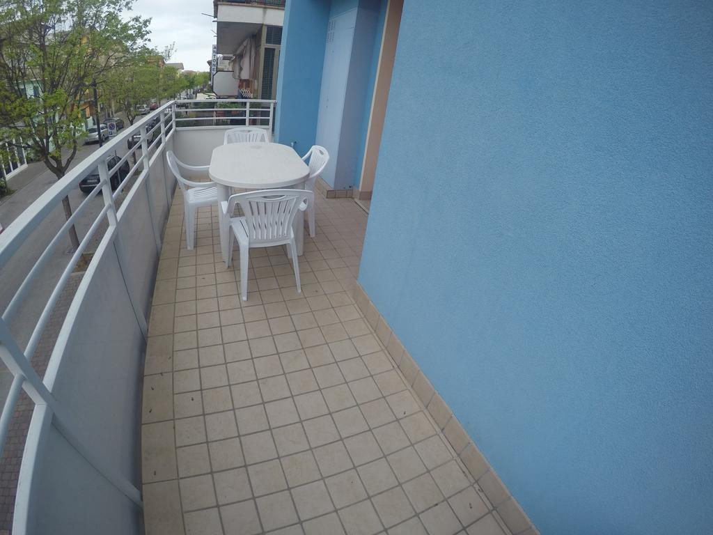 Residence Orate - Agenzia Cocal Каорле Экстерьер фото